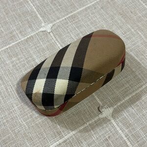 Burberry sunglasses case